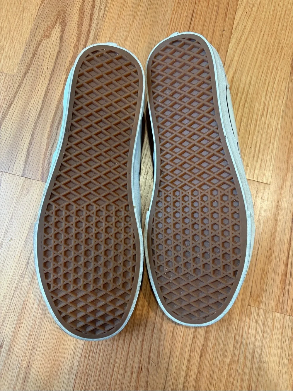 Men’s Vans White Low-Top Canvas Sneakers